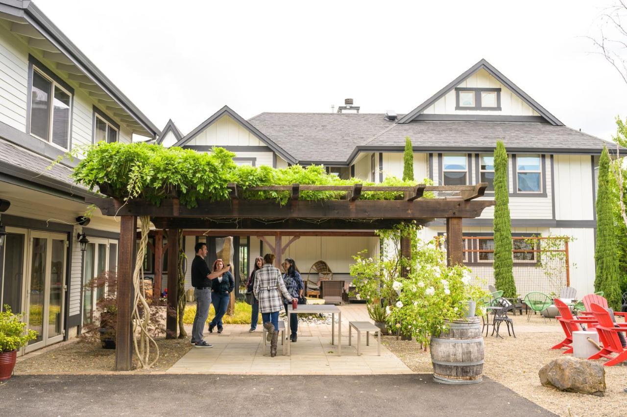 The Setting Inn Willamette Valley 뉴베르그 외부 사진